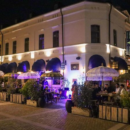 Acsa Inn Κραϊόβα Εξωτερικό φωτογραφία