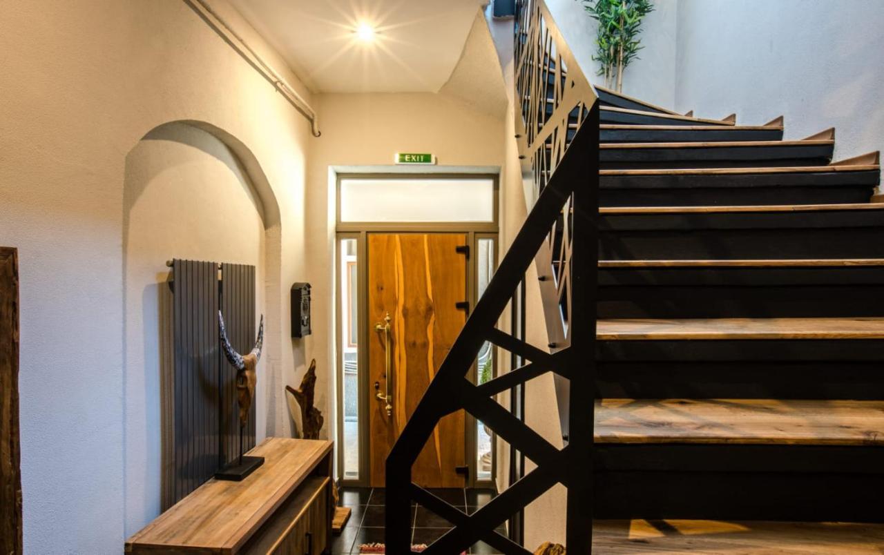 Acsa Inn Κραϊόβα Εξωτερικό φωτογραφία