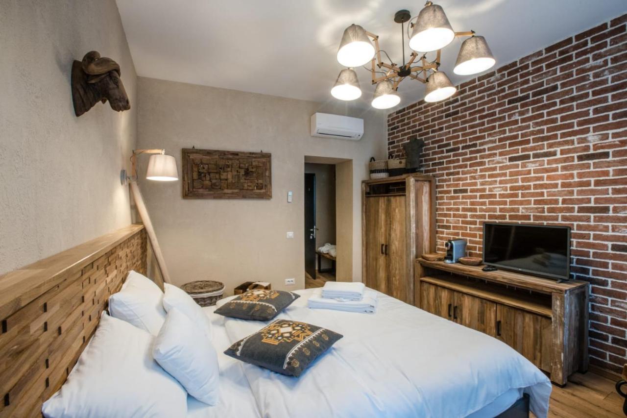 Acsa Inn Κραϊόβα Εξωτερικό φωτογραφία