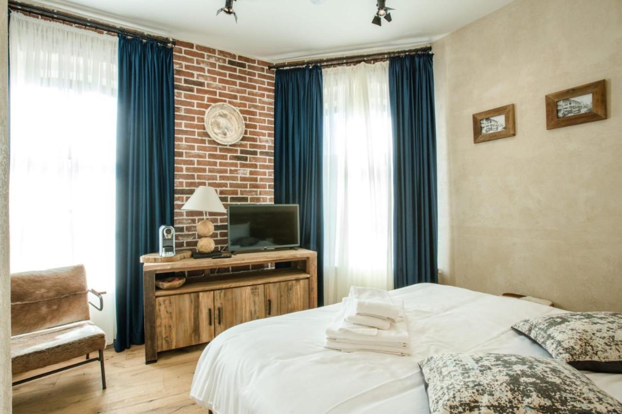 Acsa Inn Κραϊόβα Εξωτερικό φωτογραφία