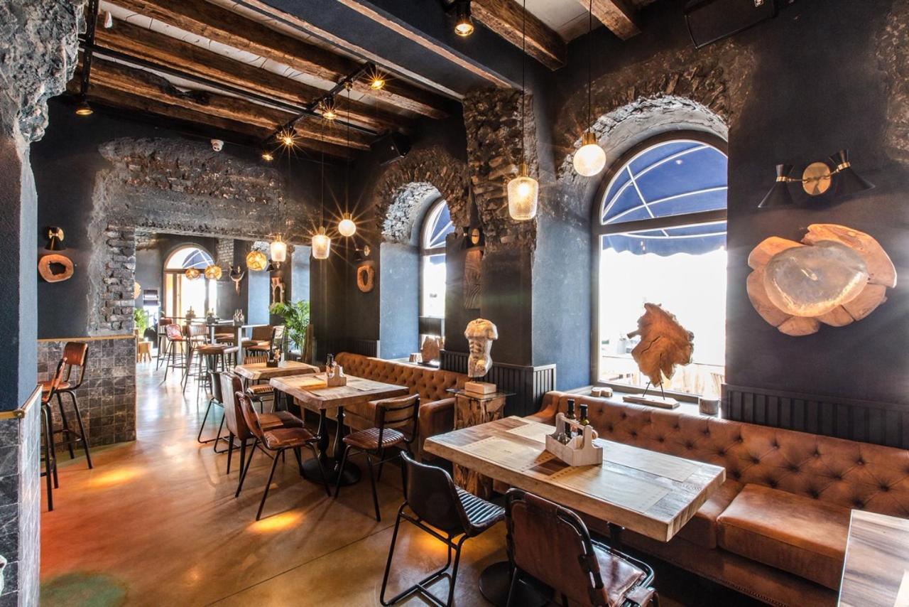 Acsa Inn Κραϊόβα Εξωτερικό φωτογραφία